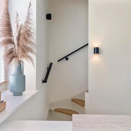 Semesterbostad The Modern Burrow